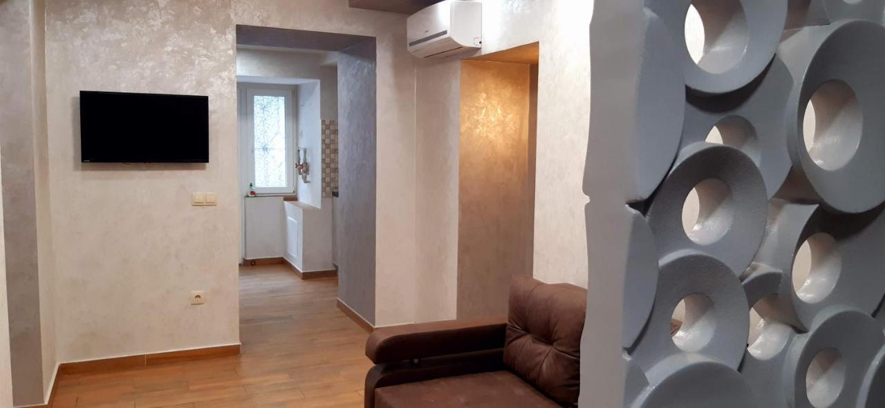 Греческая / Дерибасовская Apartment Odessa Luaran gambar